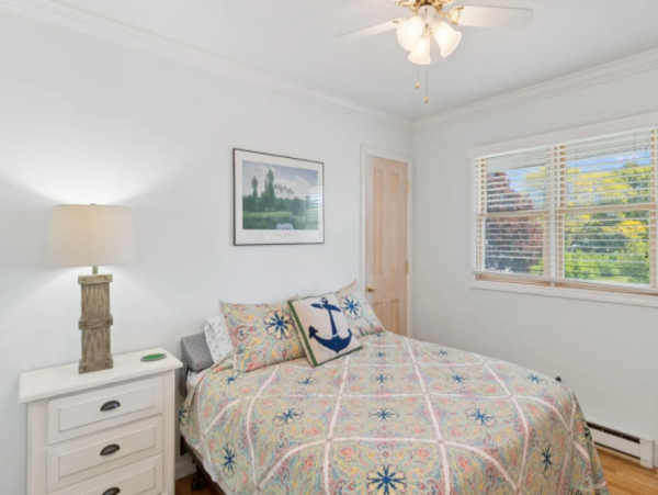 Luxurious Retreat in Tiana Shores - Your Perfect Hamptons Getaway